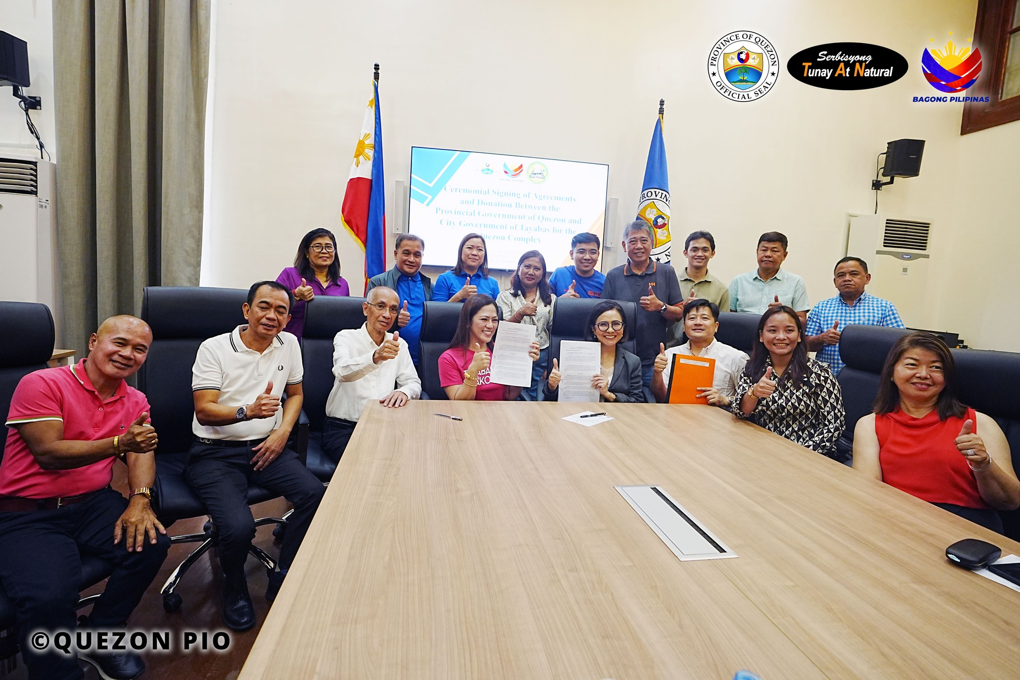 Signing ng Agreements at Donation sa Pagitan ng Pamahalaang Panlalawigan ng Quezon at Lokal na Pamahalaan ng Lungsod ng Tayabas | April 11, 2024