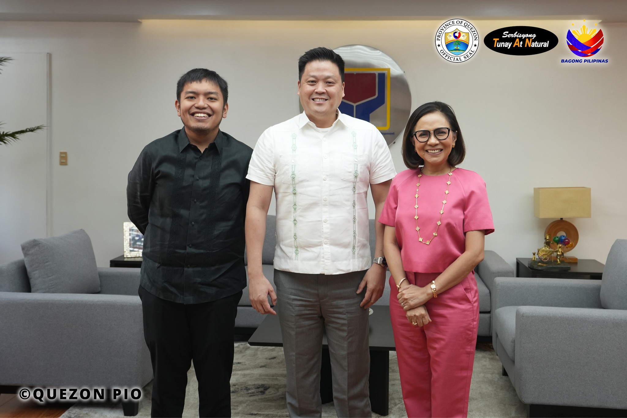 Bumisita ngayong araw ng Lunes ika-13 ng Mayo si Governor Doktora Helen Tan kasama si 4th District Congressman Atorni Mike Tan sa Opisina ni Department of Social Welfare and Development Office (DSWD) Secretary Rex Gatchalian | May 13, 2024